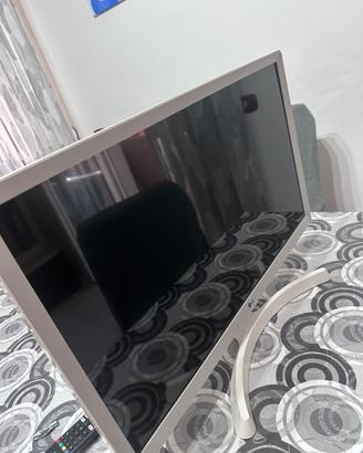 Smart tv 28 pollici LG