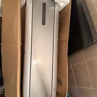 Split condizionatore LG specchio