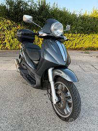 Piaggio beverly 500