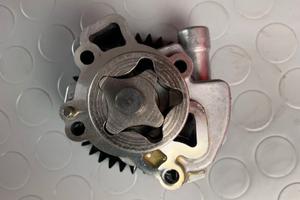 POMPA OLIO APRILIA RSV 1000 R 2006 2007 RSV1000 20