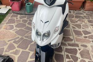 Malaguti Phantom F12 R 50cc