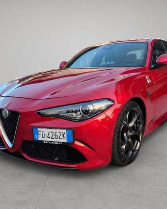 ALFA ROMEO Giulia 2.9 Bi-Turbo Quadrifoglio MAN