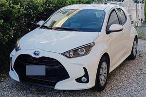 Yaris Active full hybrid 2023