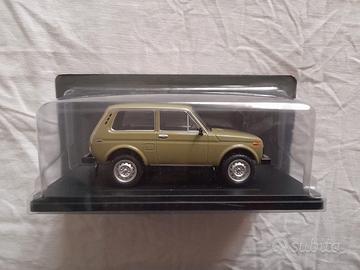 LADA NIVA ANNO 1990 SCALA 1-24