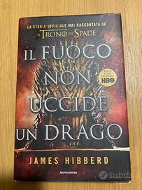 Libro Trono  di Spade il Fuoco non uccide un drago