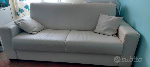 Divano letto tre posti+ divano letto 4 posti