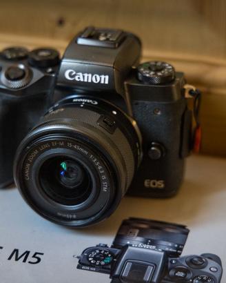 Canon EOS M5