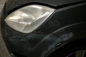 Ford fiesta 1.4 (FXJA) incidentata