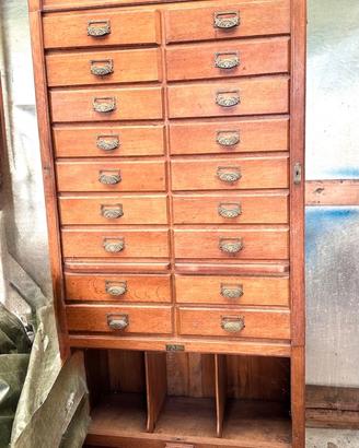 Mobile Schedario archivio e tanti mobili antichi