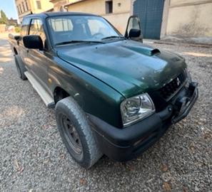 MITSUBISHI L200 anno 2001