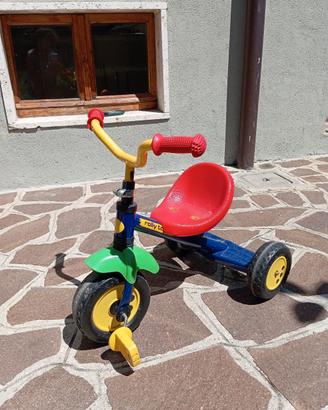 triciclo in metallo 