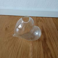 Vaso di vetro forma cuore 