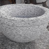 Vaso a ciotola in granito Serizzo