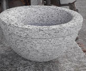 Vaso a ciotola in granito Serizzo