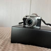 Macchinetta fotografica Olympus E-M10 Mark II