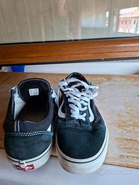 Scarpe Vans nere e bianche tg.42,5