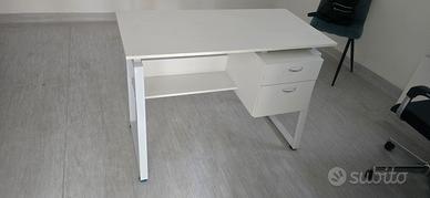 scrivania