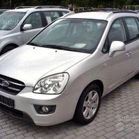 Parabrezza Kia Carens 3 da 2006 a 2013