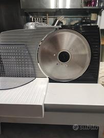 Affettatrice sgl AXIA 75w