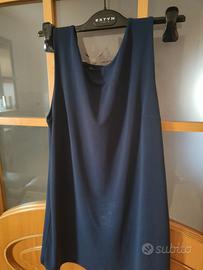 canotta elegante con svasatura sotto 