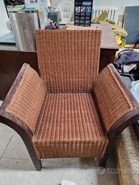 Poltrona vintage in vimini e legno 