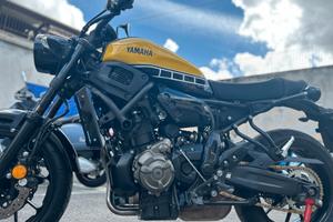 YAMAHA XSR 700 2018 KENNY ROBERTS