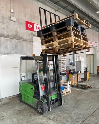 carrello elevatore Lesab