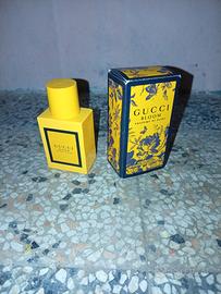Profumo donna Gucci Bloom profumo di fiori