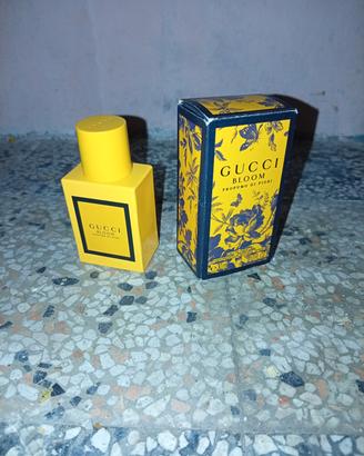 Profumo donna Gucci Bloom profumo di fiori