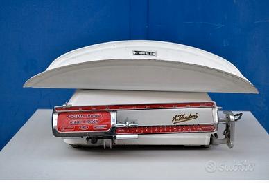 Bilancia pesa bambini anni 60 in metallo