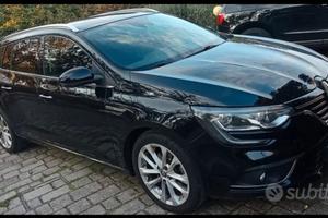 RENAULT MEGANE 4 SERIE