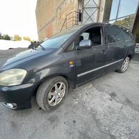 Ricambi Toyota Avensis Verso 2.0 D-4D del 2007