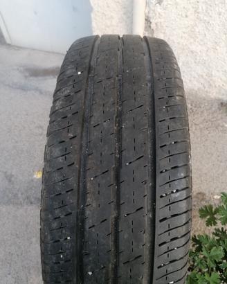pneumatici 215/70 R15 C