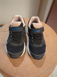 Scarpe Asics Bambina taglia 27