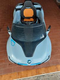 macchina bmw i8