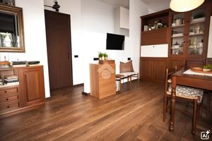 VILLA A SCHIERA A ORNAGO