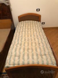 155 - Letto singolo in legno