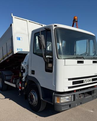 Iveco 100e18 ribaltabile e gru macchina operatrice