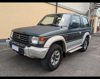 mitsubishi pajero gls x ricambi