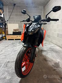 Kmt duke 390 - ottobre 2025