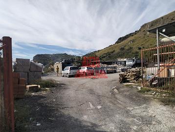 Portella di mare-magazzino con terreno-cod.a320