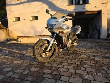 Honda Hornet S