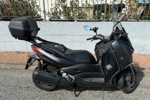 X-Max 300. 2018 - 7500 km