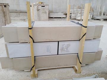 Coprimuri in pietra Apricena