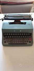 Macchina da scrivere olivetti