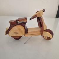 vespa in legno 