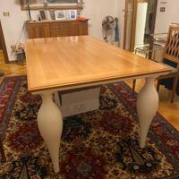 Tavolo in legno di design