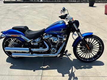 Harley-Davidson Softail Breakout 117 - 2024