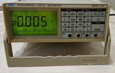 Multimetro digitale da banco