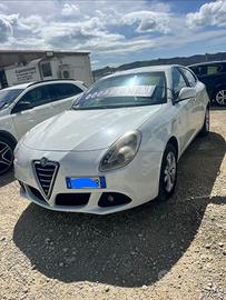 Alfa Romeo Giulietta 2.0 JTDm-2 140 CV Distinctive